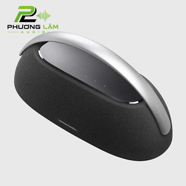 phia tren ben phai loa harman kardon go+play 3 phia tren ben phai loa harman kardon go+play 3